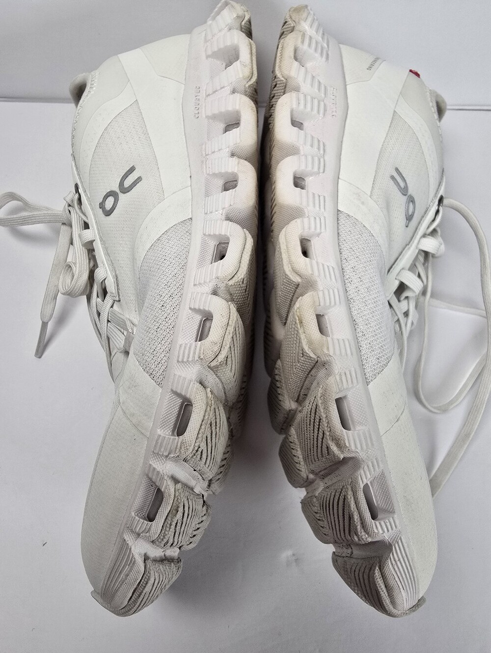 On Cloud Women’s White Lightweight Athletic Running Shoes Size 8.5 Cloud Tec - Picture 8 of 11